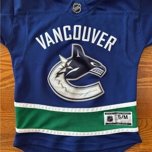 Vancouver Canucks Horvat 53 Hockey Jersey